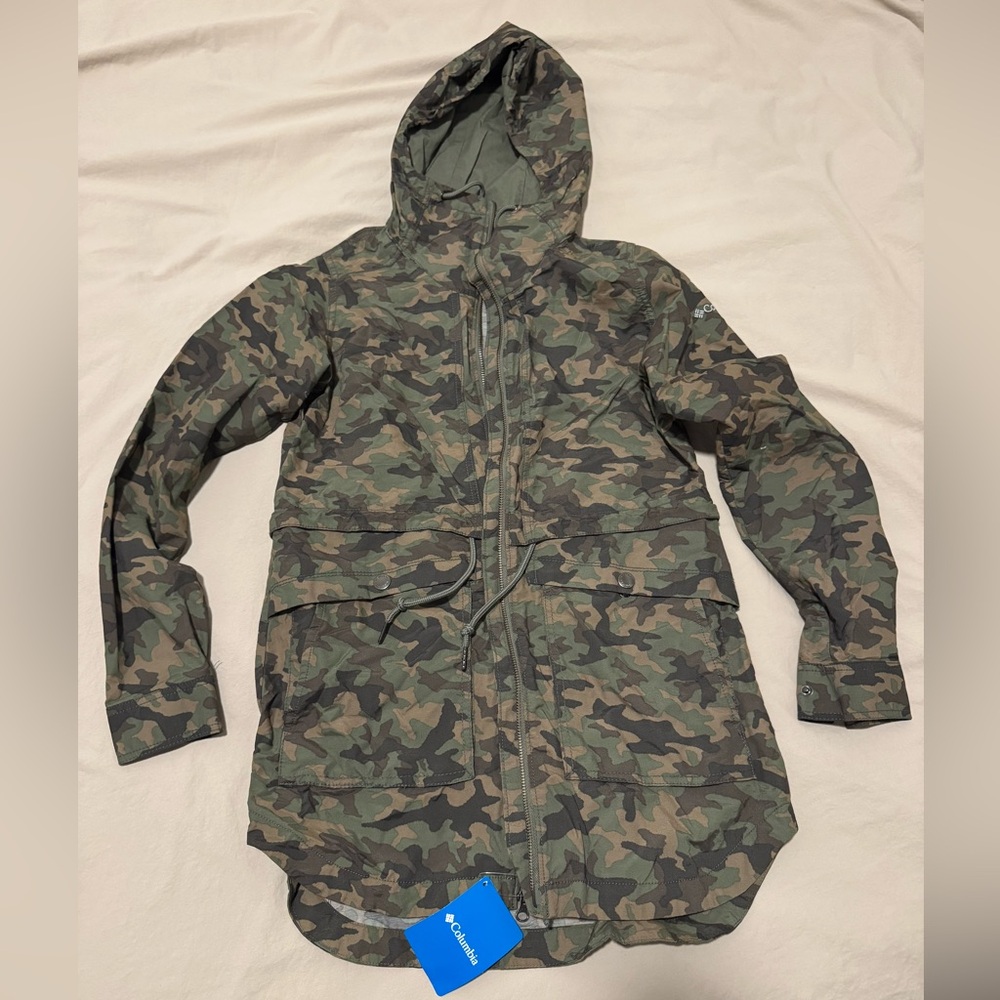 Columbia Green Camouflage Parka - Picture 7 of 7